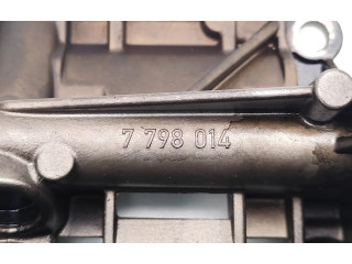Масляный насос  N47D20A 7798014, 62440410  BMW X3 E83 