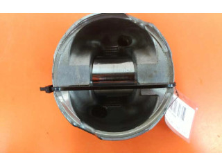 Píst 1200000Q0P   Nissan X-Trail T31    M9R832 