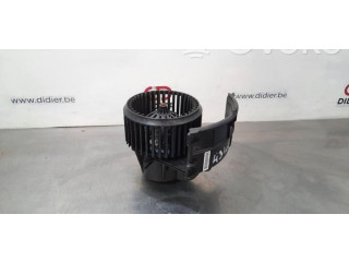 Вентилятор печки 7E1819021A   Volkswagen Transporter - Caravelle T5
