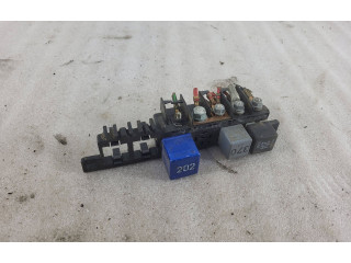   Pojistková skříňka 8L0941822A, 896083068   Audi A6 S6 C5 4B 1997