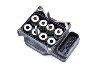 Jednotka ABS 95660-17000   Hyundai i40 2001