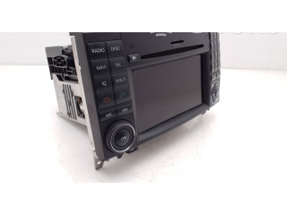 Pojistková skříňka Радио/ проигрыватель  / навигация A1699002500, A0019025300   Mercedes-Benz B W245 2008