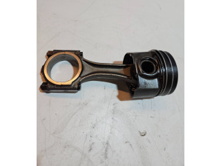 Píst 9812818680   Peugeot 3008 II     