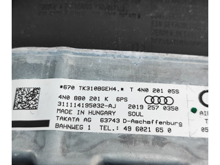 Подушка безопасности водителя 4N0880201K   Audi e-tron