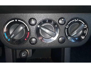 Блок управления климат-контролем    Suzuki Swift