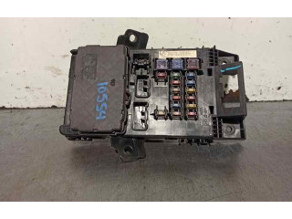 Pojistková skříňka Řídící jednotka BSM 8273005010, 05810530   Toyota Avensis T220 2000