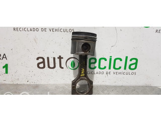 Píst PISTON   BMW 3 E46  pro naftový motor 2.9  