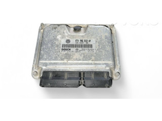 Блок управления двигателя 074906018AH, 0281010681   Volkswagen Transporter - Caravelle T4