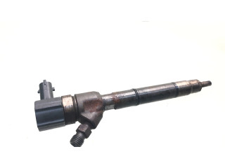Vstřikovač 338002A900, 0445110320   Hyundai i30  pro naftový motor 1.6  