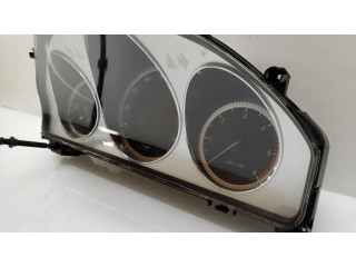 Přístrojová deska  Mercedes-Benz C W204 2009 A2049004402, A2044403211  