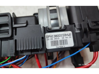   Pojistková skříňka 13800159   Volvo V70 2014