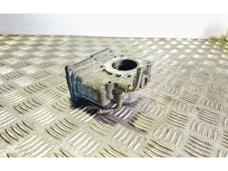 Vstřikovací lišta 2203021030   Toyota Yaris     