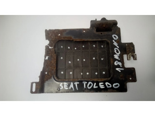 Блок управления двигателя 443907403G, 0280000739   Seat Toledo I (1L)