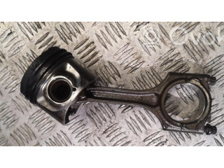 Píst 81l123   Volvo V70  pro naftový motor 2.0  