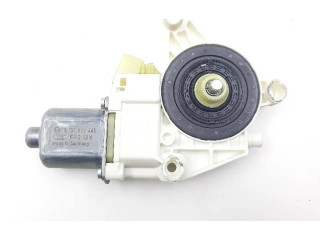 Передний двигатель механизма для подъема окон A2048200142, 0130822441   Mercedes-Benz CLK AMG A208 C208