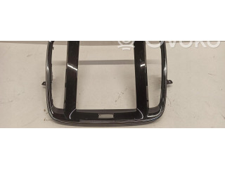 Дисплей    32277960   Volvo XC40