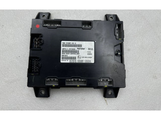 Блок комфорта 101090700D, P0747008B   Tesla Model S   