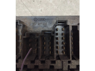 Блок предохранителей  357937039   Volkswagen Sharan    