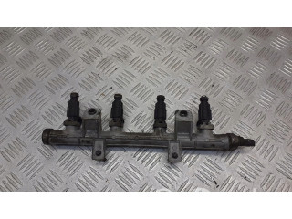 Vstřikovací lišta 35310-22600   Hyundai Getz  pro benzínový motor 1.1  