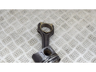 Píst A6110300320, A6110300717   Mercedes-Benz C W203  pro naftový motor 2.2 OM 611.962 