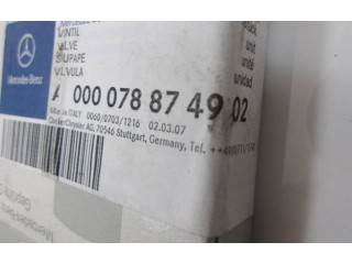 Vstřikovač A0000788749   Mercedes-Benz A W169     