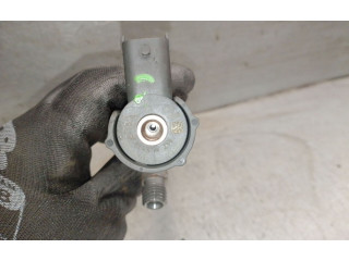 Vstřikovač 338002A400, 0445110256BOSCH   Hyundai Matrix    D4FA 