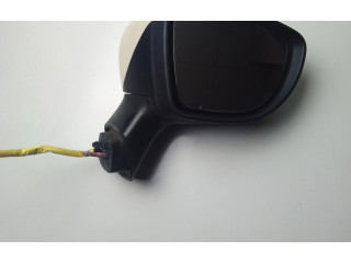 Zpětné zrcátko  Renault Captur 2015  SK400403  