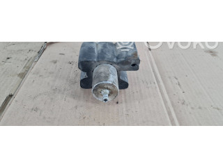 Vstřikovací lišta 75005160, 15T070   BMW 5 E39     