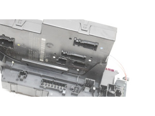 Блок предохранителей  A2049060105   Mercedes-Benz C W204    