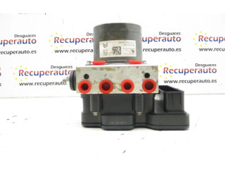 Jednotka ABS 9826037080   Peugeot 3008 I 2017