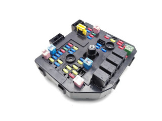 Блок предохранителей 95381499   Opel Antara    