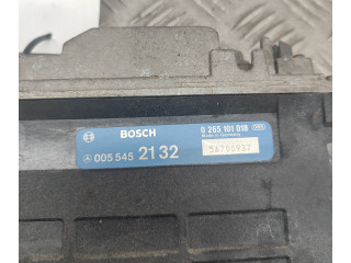 Řídící jednotka A0055452132, 0265101018   Mercedes-Benz E W124 1995