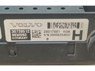   Pojistková skříňka 30728512, 06W093   Volvo XC70 2006