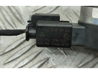 Vstřikovač A6540163400, A0525453826   Mercedes-Benz E W213     