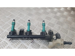 Vstřikovač 2325000020   Toyota Aygo AB10  pro benzínový motor 1.0  