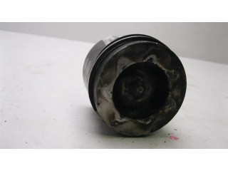  Поршень с шатуном  845523, BV146  Ford Focus  