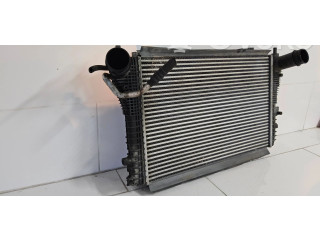 Интеркулер  3C0145805AD, 3C0145805AK   Volkswagen Tiguan 