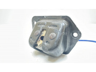 замок багажника 905508H300, 905508H30    Nissan X-Trail T30 2001-2007 года