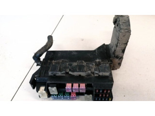   Pojistková skříňka 71543266YA2, 24382AU010   Nissan X-Trail T30 2005