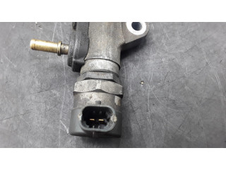 Топливная рампа 0445214153, 8200661279A   Renault Trafic II (X83) 2.0 