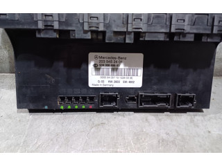 Pojistková skříňka  2035452401   Mercedes-Benz C W203 2005