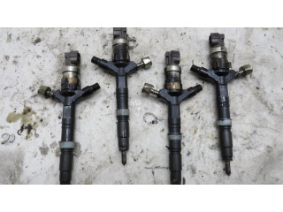 Комплект форсунок 23670-30020    Toyota Land Cruiser (J120) для дизельного двигателя  3