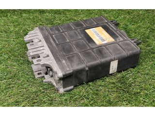 Блок управления двигателем ECU 1H0907311, 0261200701   Volkswagen Golf III 1996