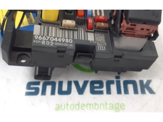   Pojistková skříňka 9667044980, 9667044980   Peugeot 3008  2010