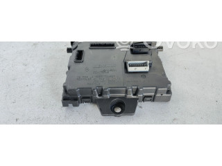   Pojistková skříňka 8200870483   Nissan Primera 2001