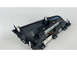 Дисплей    N247611J0A   Mazda MX-5 ND