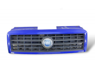 Верхняя решётка Fiat Doblo 2000-2009 года 735395576      