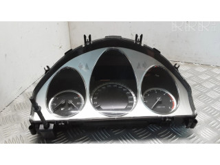 Přístrojová deska  Mercedes-Benz C W204 2011 A2049002105, A2C53369459  