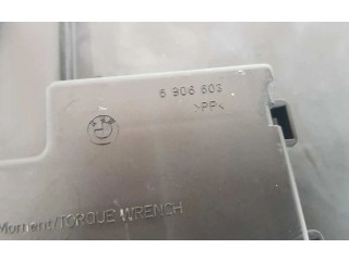   Pojistková skříňka 61146906588, 6906603   BMW 7 E65 E66 2001