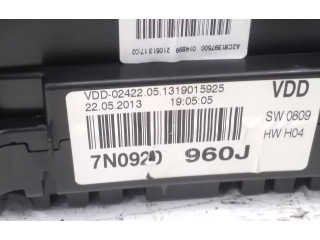 Přístrojová deska  Volkswagen Sharan 2013 7N0920960J, 1319015925  